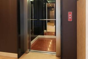 Commercial Elevator Wood Restoration